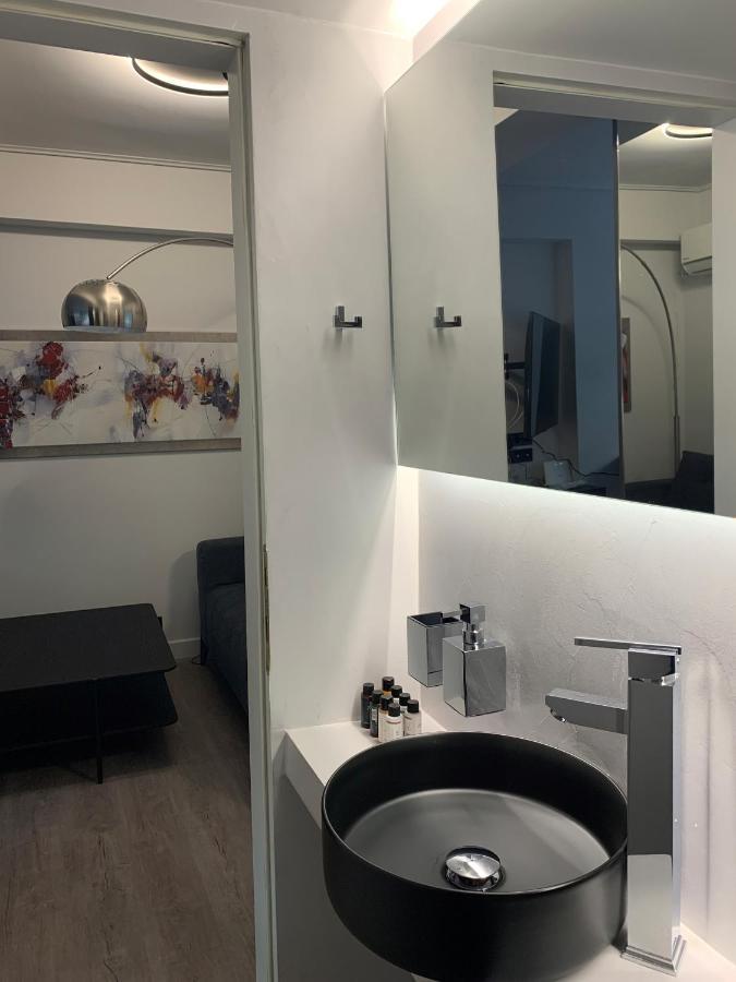 Appartement Brand-New , Delux Apt In Central Athens! Extérieur photo